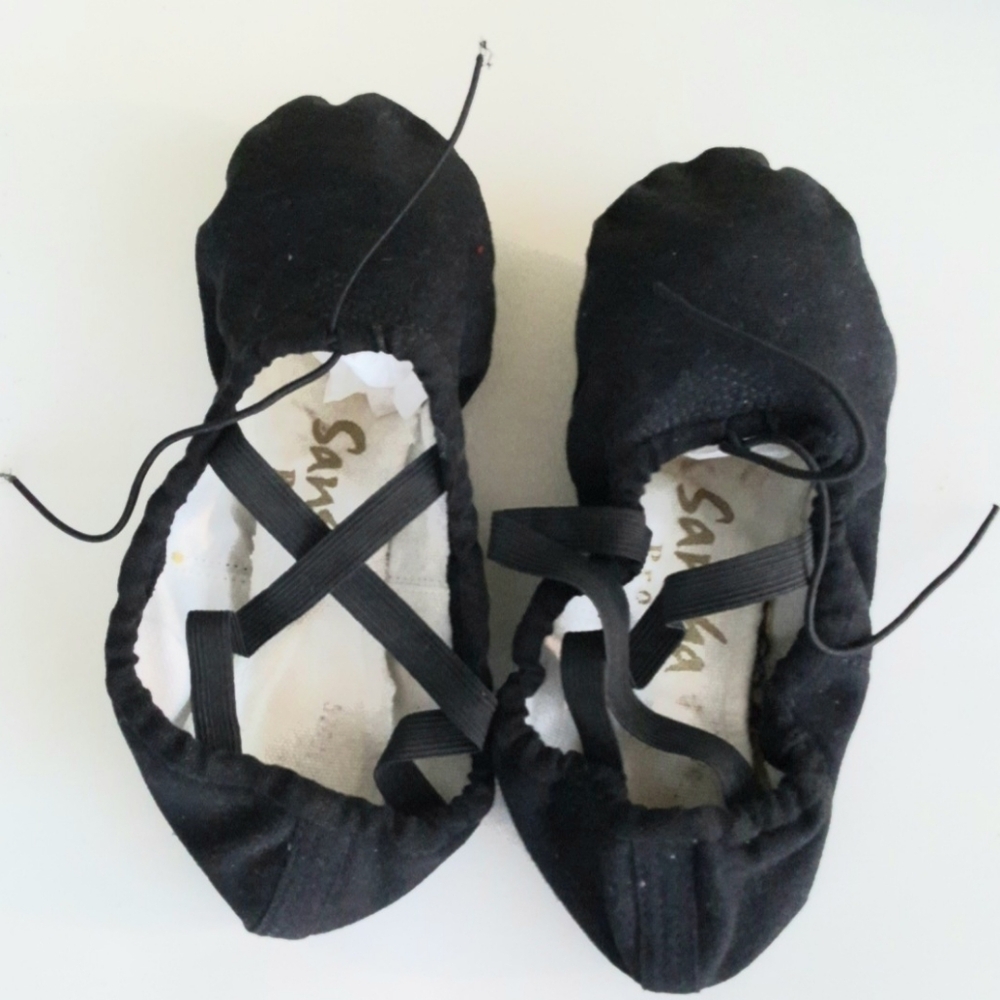 Halloween Canvas Ballet Slippers Sansha Pro 7W Black Drawstring Net Bag